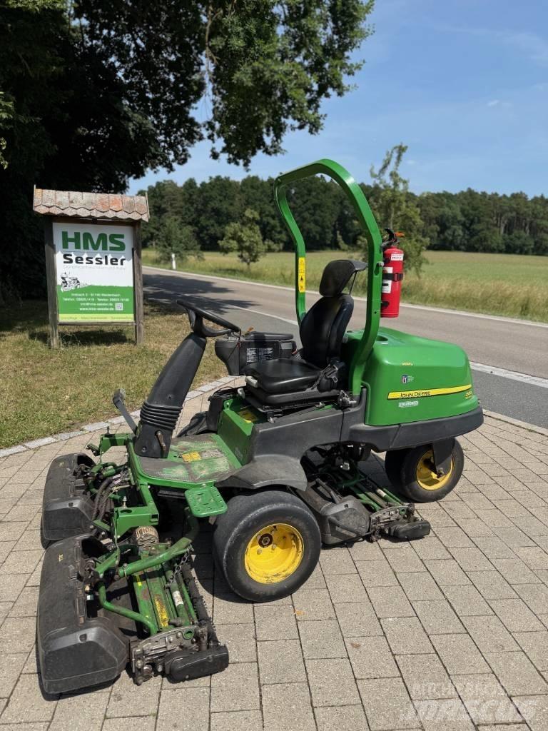 John Deere 2500 E Green klippere
