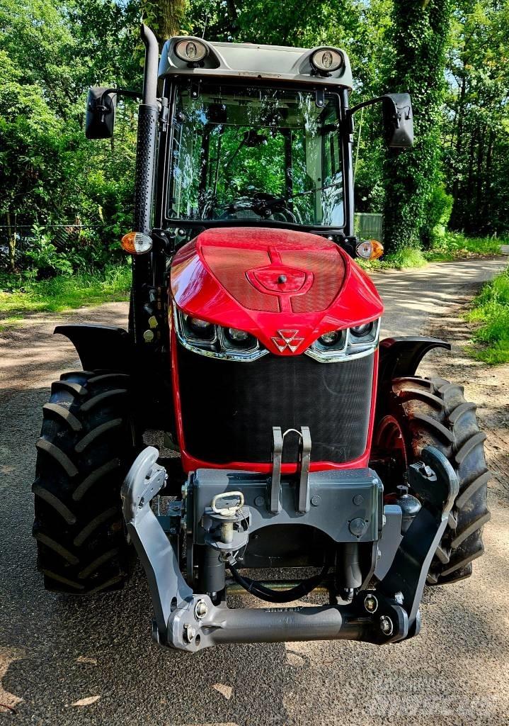 Massey Ferguson 3707 Traktorer