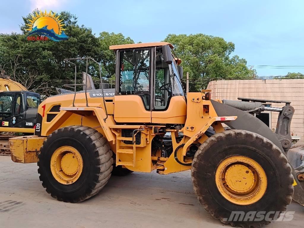 Volvo L 120 Hjullastere