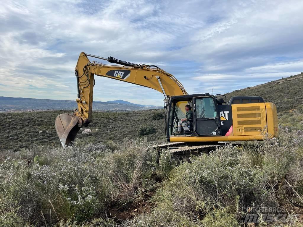 CAT 329 E Beltegraver