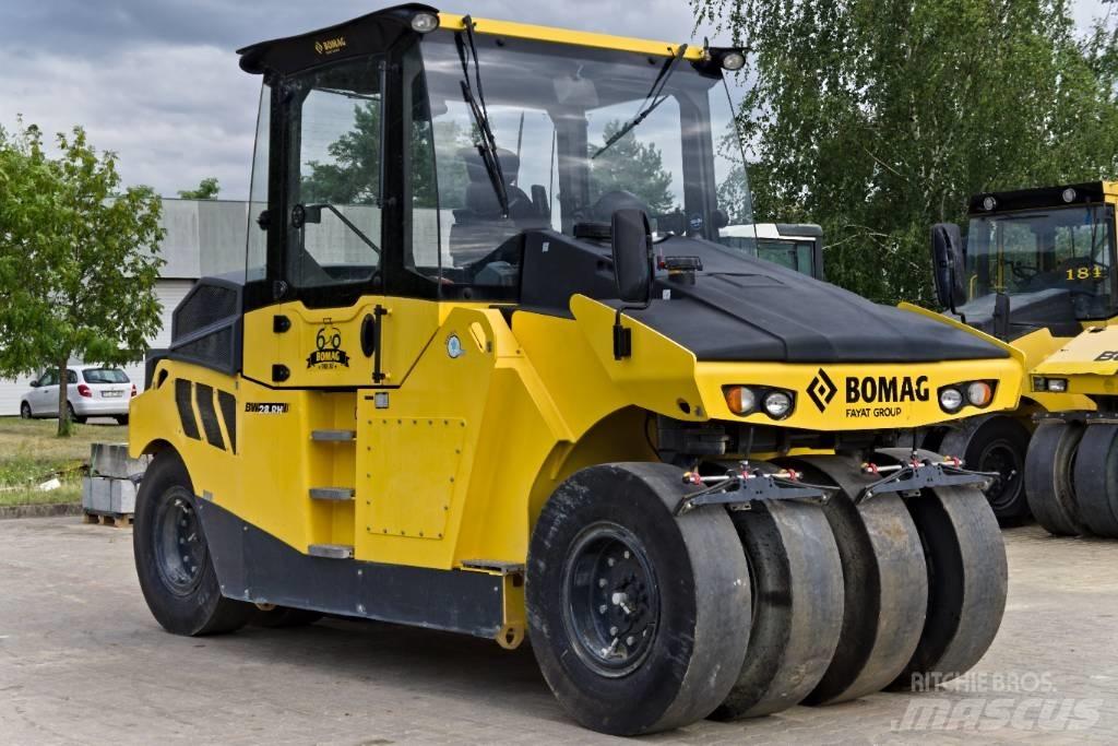 Bomag BW 28 RH Gummihjulsvalser