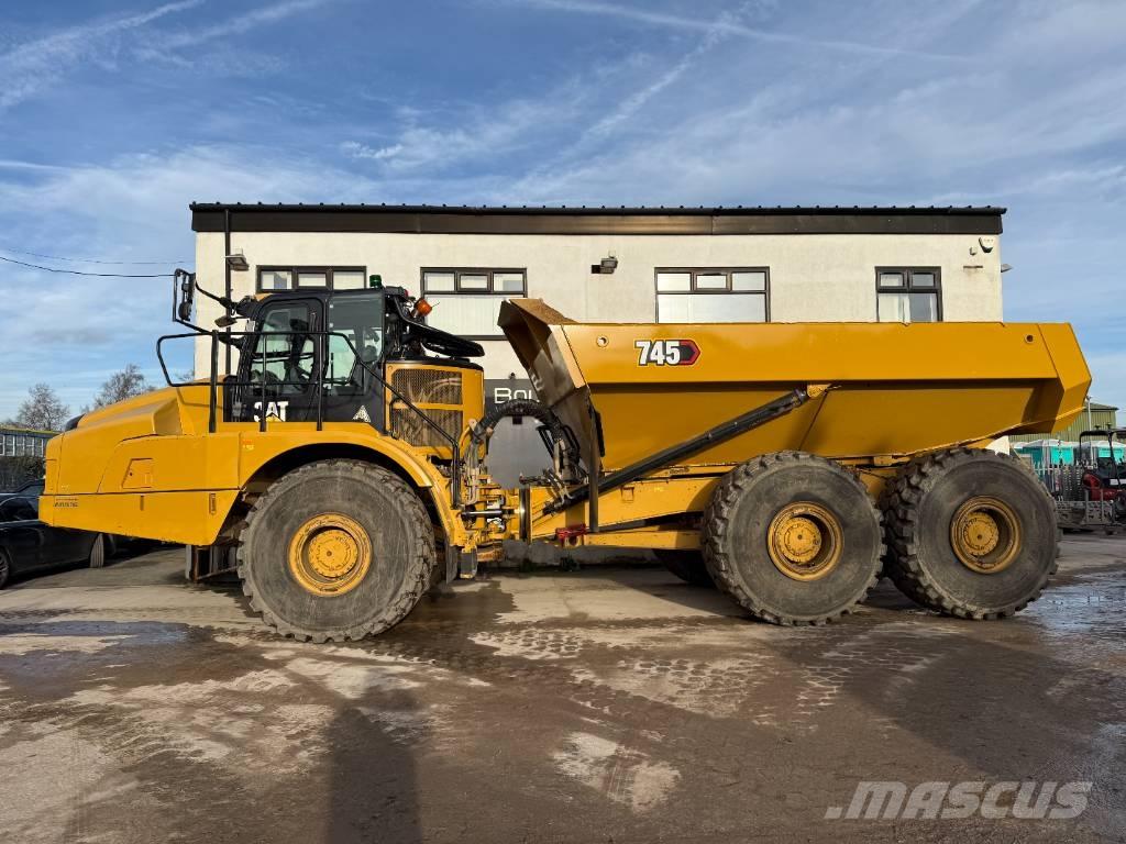 CAT 745 Rammestyrte Dumpere