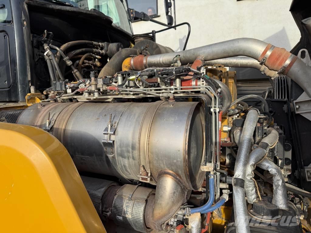 CAT 745 Rammestyrte Dumpere