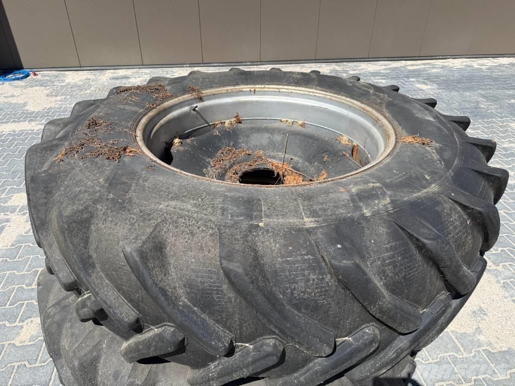 Michelin 20.8x38 Dekk, hjul og felger