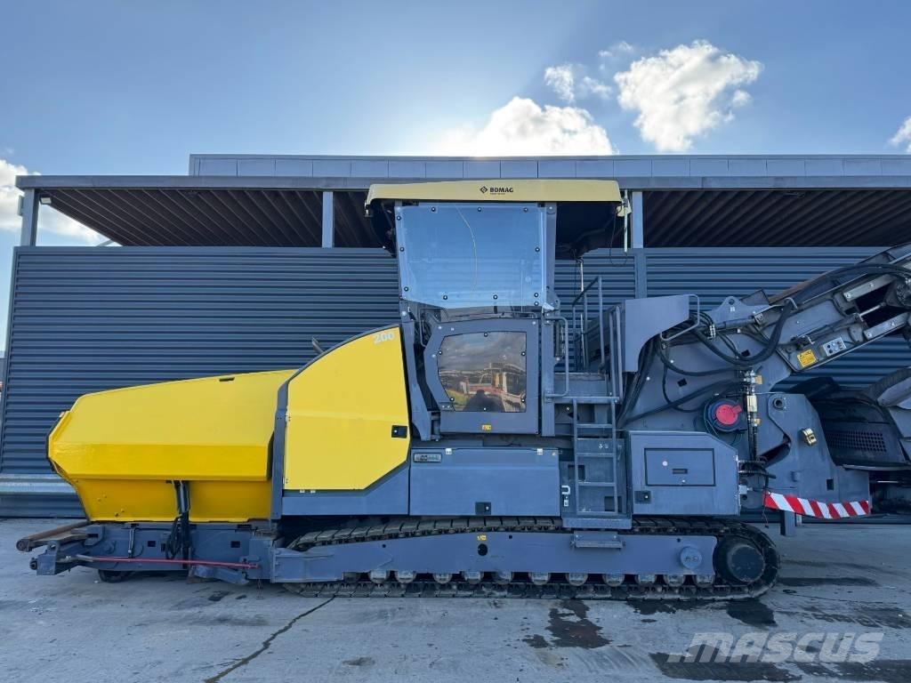 Bomag BMF 2500 S Asfaltutleggere