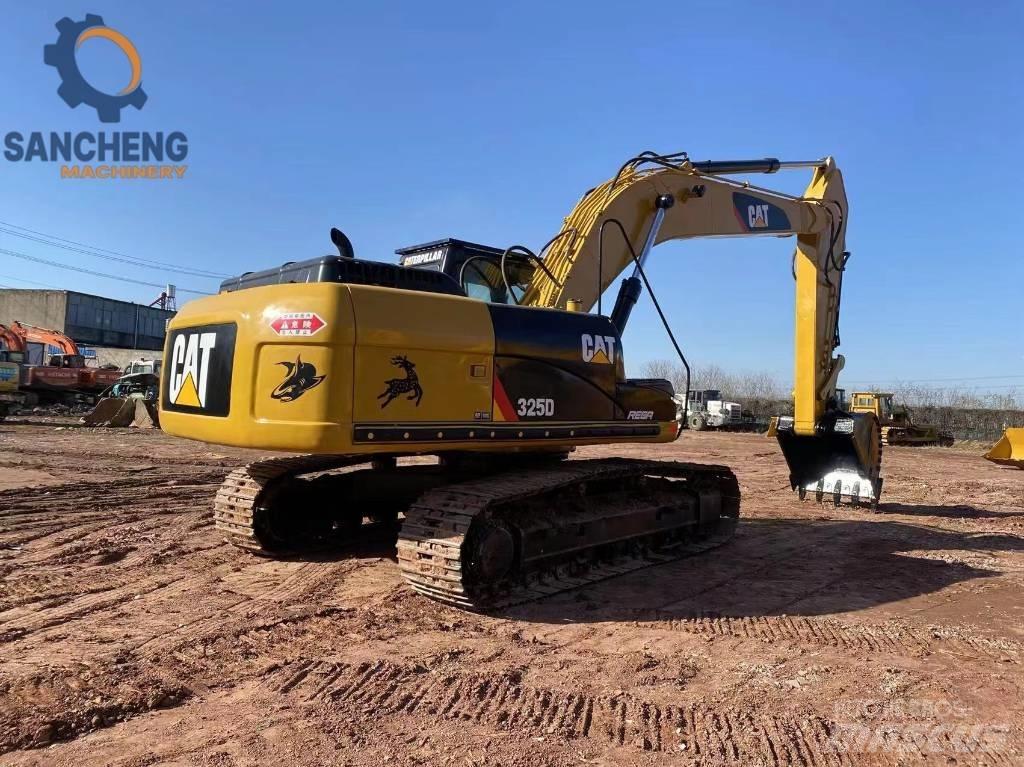 CAT 325 D Beltegraver