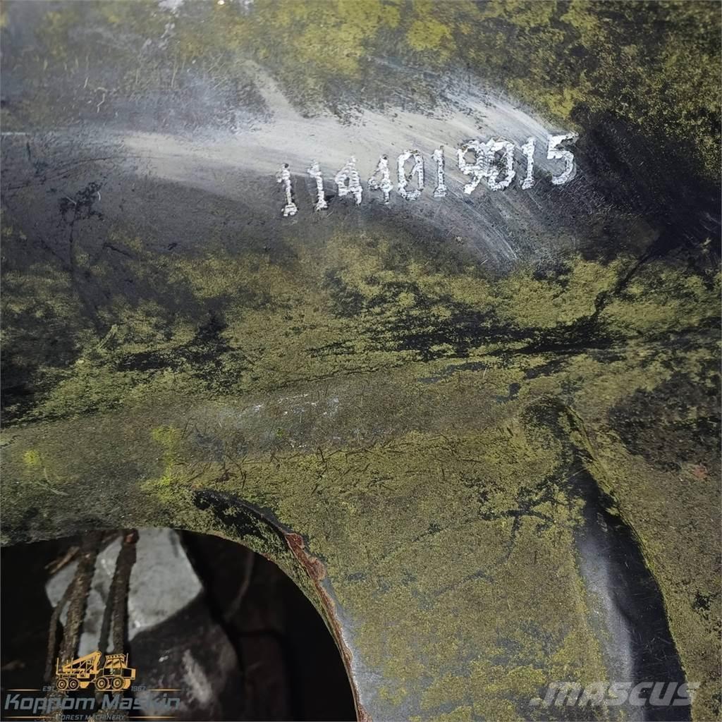 Komatsu C144 Hogst aggregat
