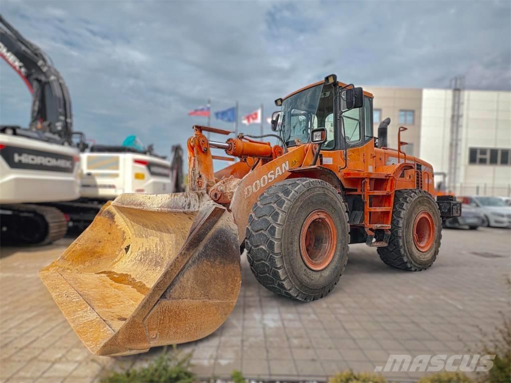 Doosan DL 300 Hjullastere