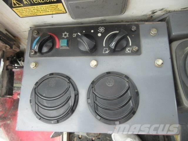 Takeuchi TB 153 FR Minigravere <7t