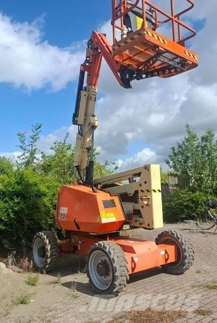 JLG 340 AJ Leddede bomlifter