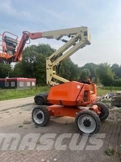 JLG 340 AJ Leddede bomlifter