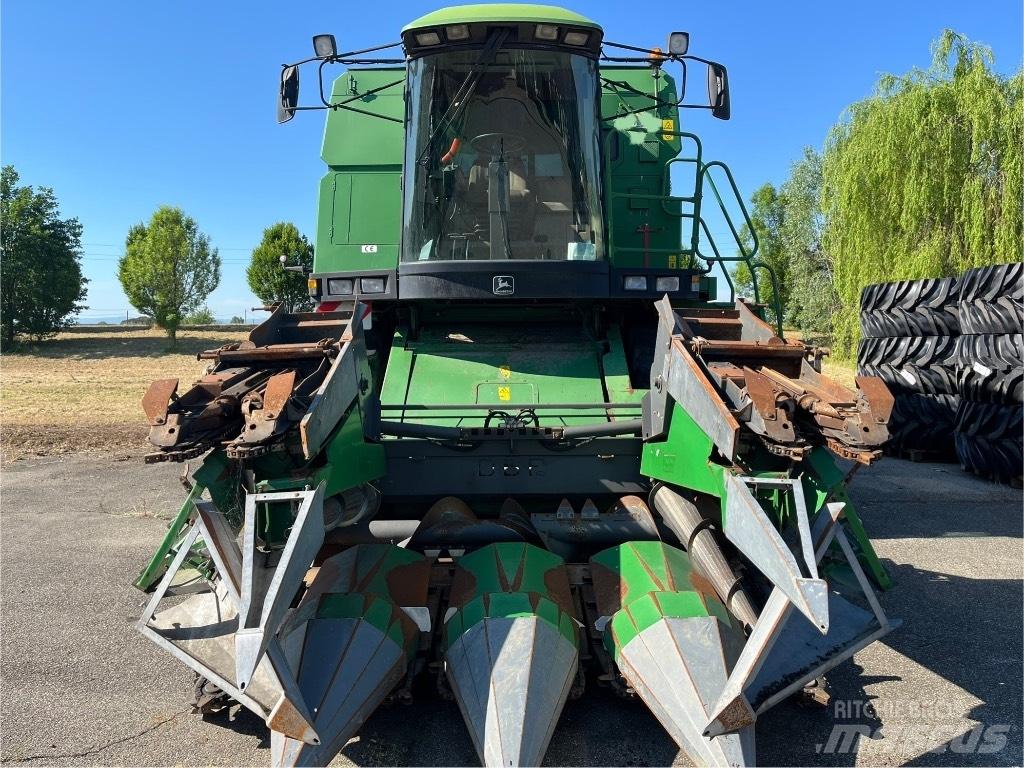 John Deere 2058 Skurtreskere