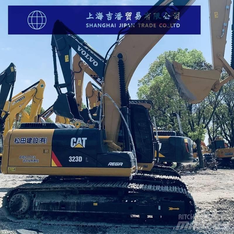 CAT 323 D Beltegraver
