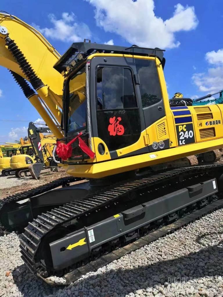 Komatsu PC 240 LC-8 Beltegraver