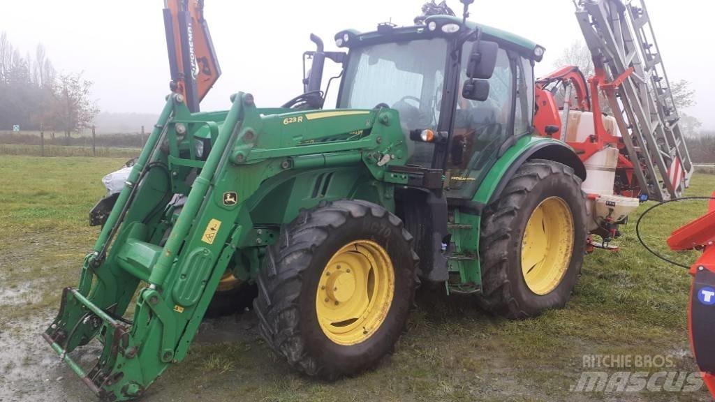 John Deere 6110 R Traktorer