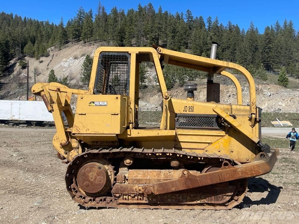DEERE 850 Dozere Beltegående