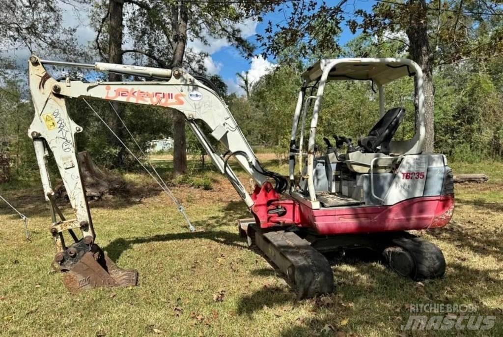 TAKEUCHI TB235 Beltegraver