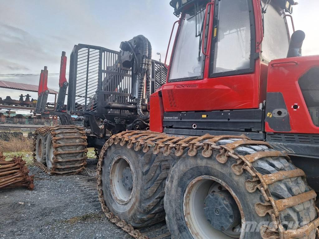 Komatsu 895 Lassbærere