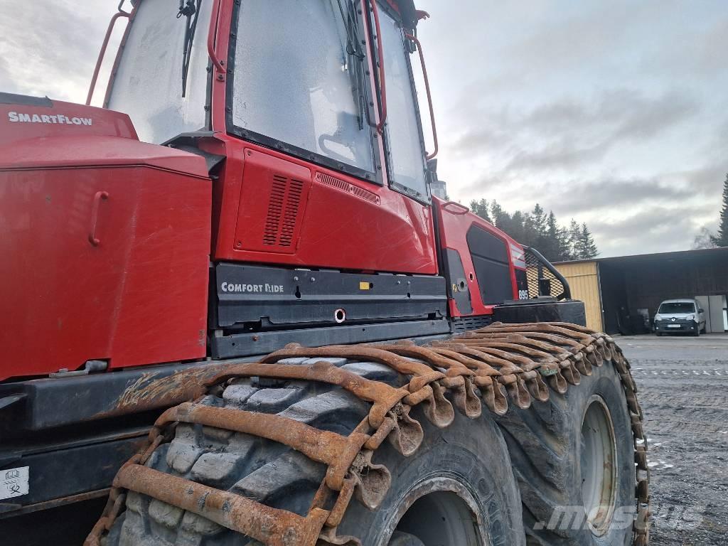 Komatsu 895 Lassbærere