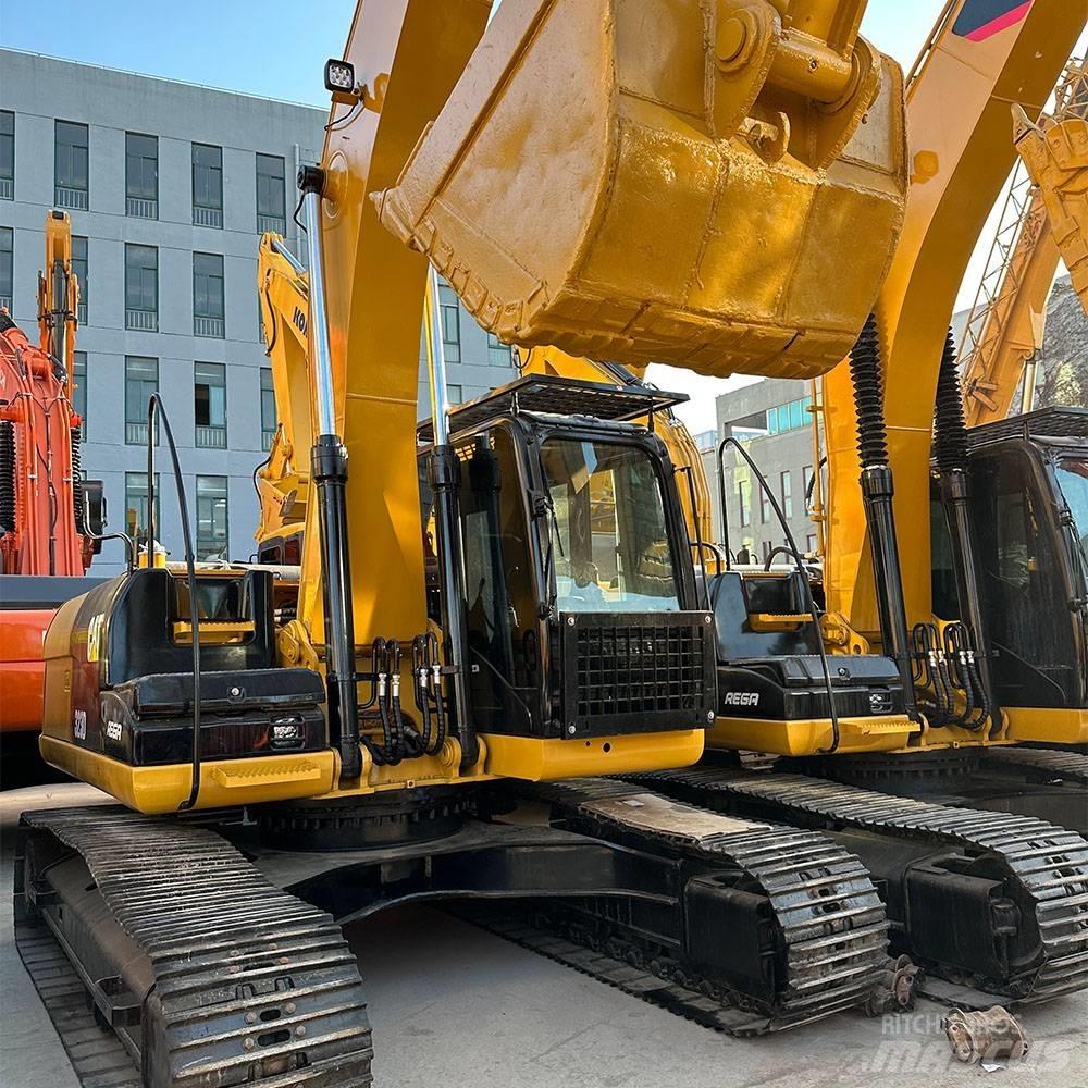 CAT 323 D Beltegraver