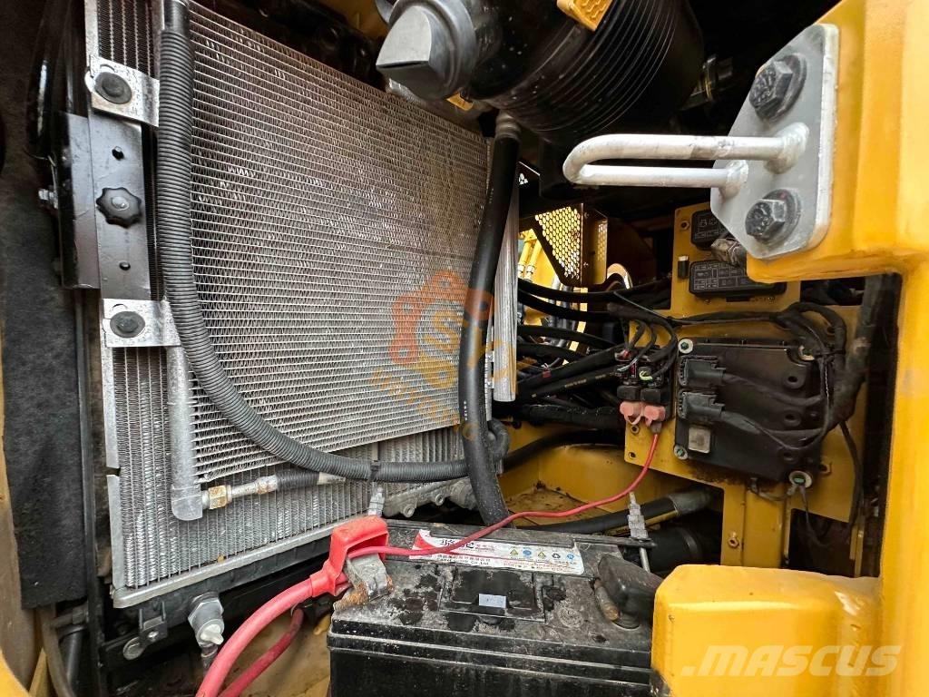 CAT 310 Beltegraver