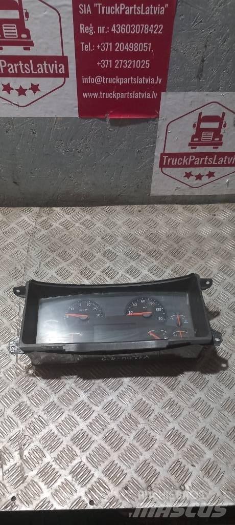 Volvo FH 12    21542184 Førerhus og Interiør