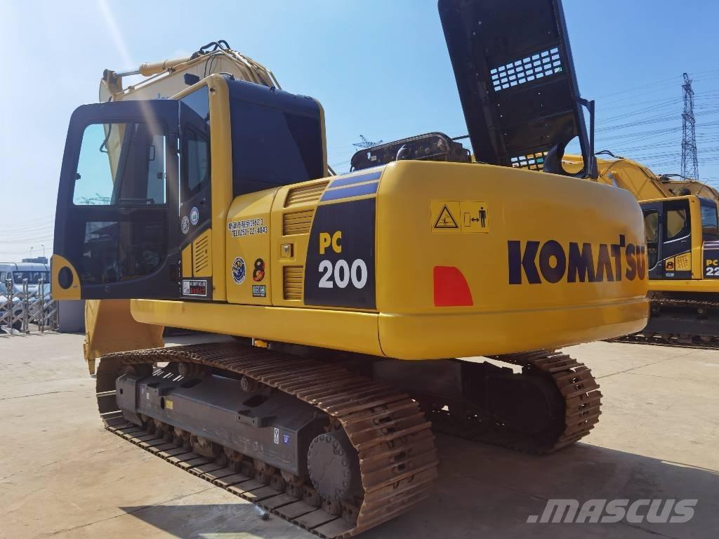 Komatsu PC 200-8 Beltegraver