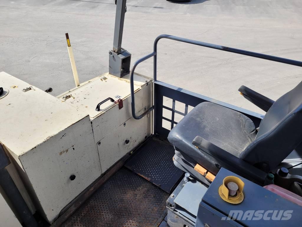 ABG Titan 326 Asfaltutleggere