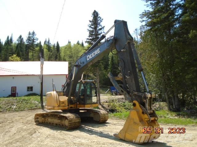 John Deere 225 DLC Beltegraver