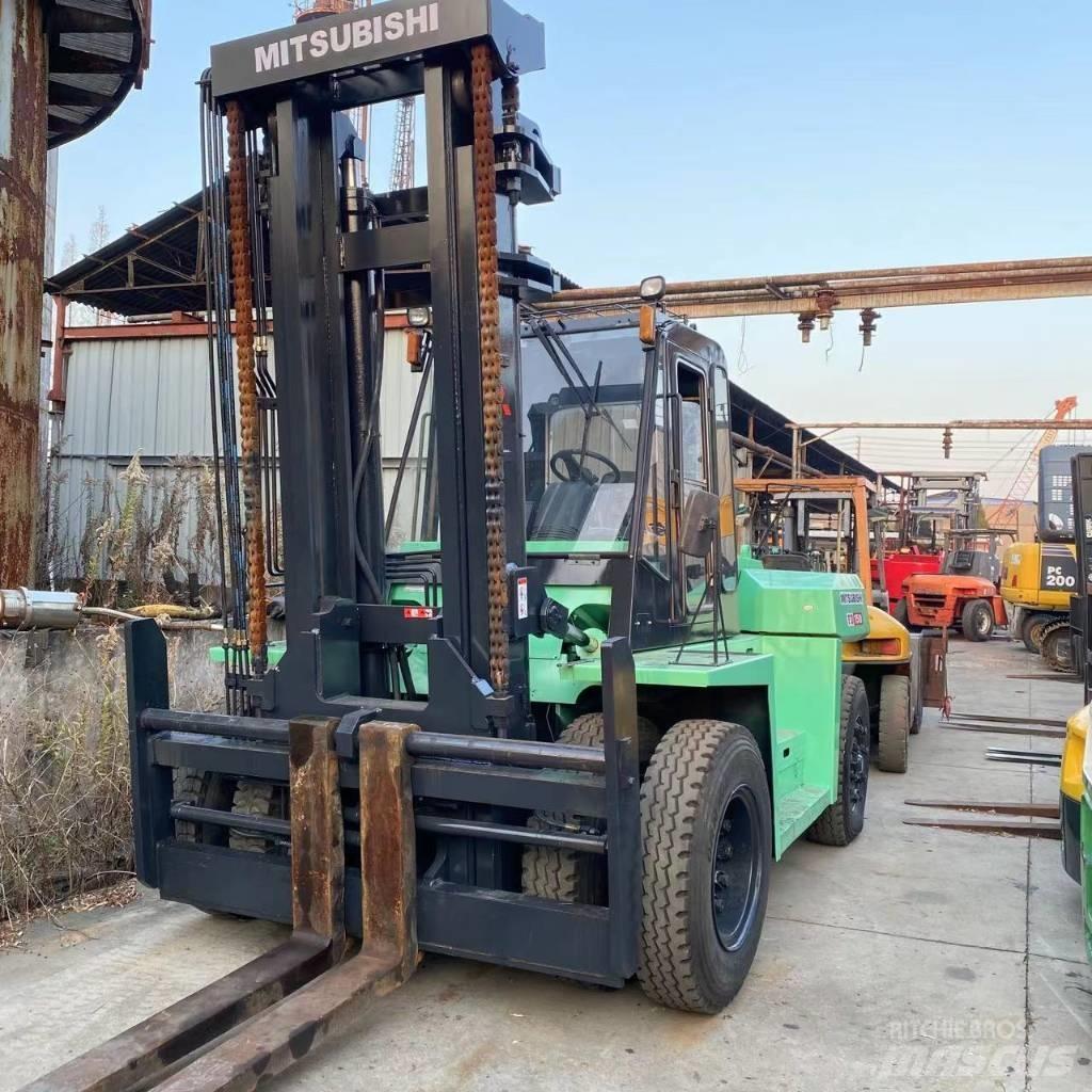 Mitsubishi FD 160 Teleskoplastere