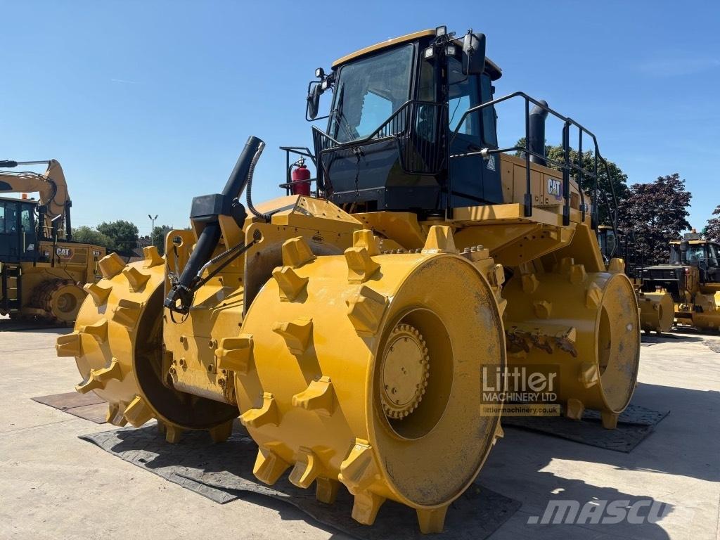 CAT 826 Avfallspresser