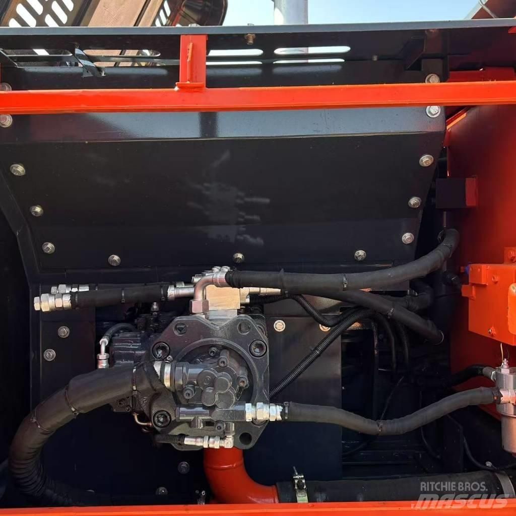 Doosan 225LC-9c Beltegraver