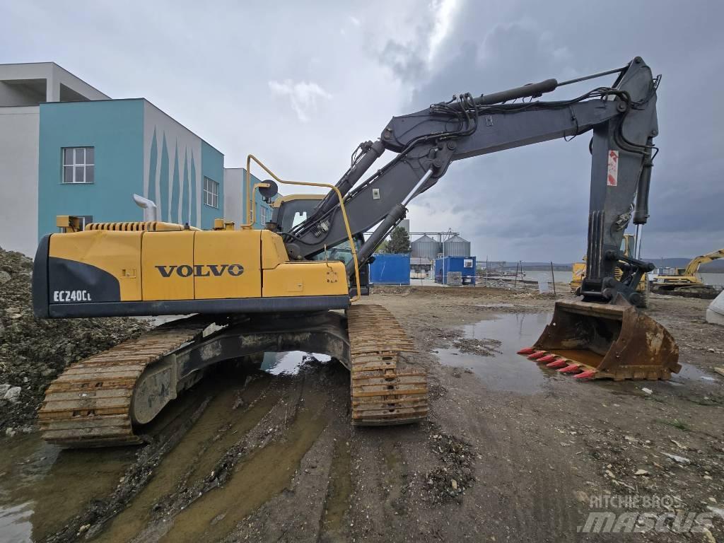 Volvo EC 240 C Beltegraver