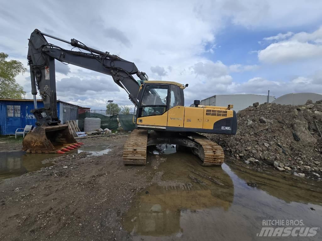 Volvo EC 240 C Beltegraver