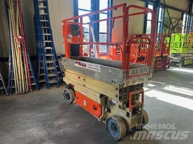 JLG 2030 ES Sakselifter