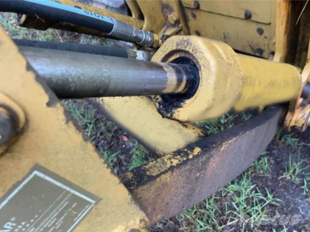 CAT D 5 G Dozere Beltegående