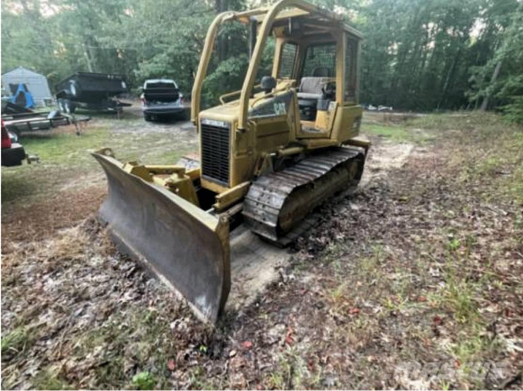 CAT D 5 G Dozere Beltegående