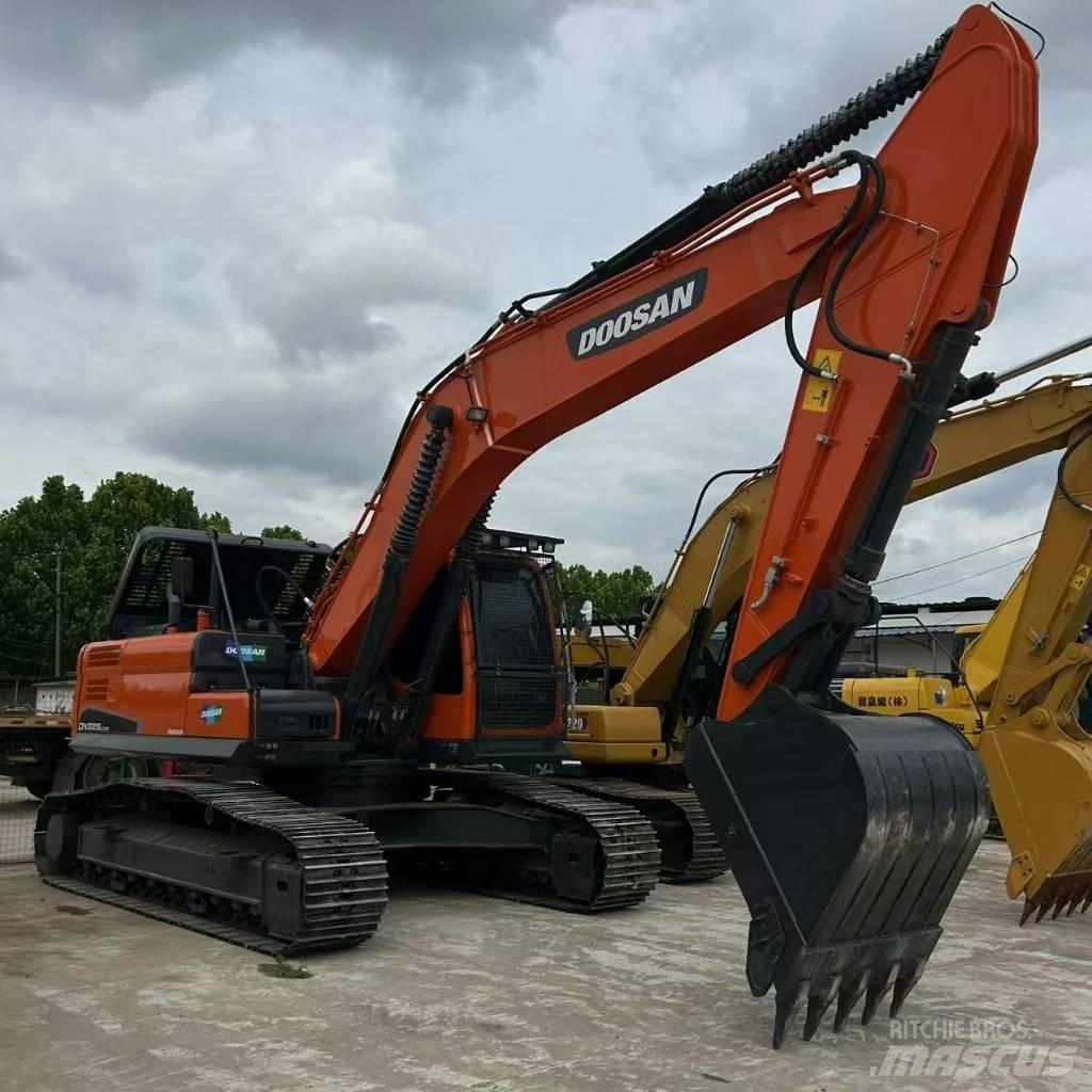 Doosan 225LC-9 Beltegraver