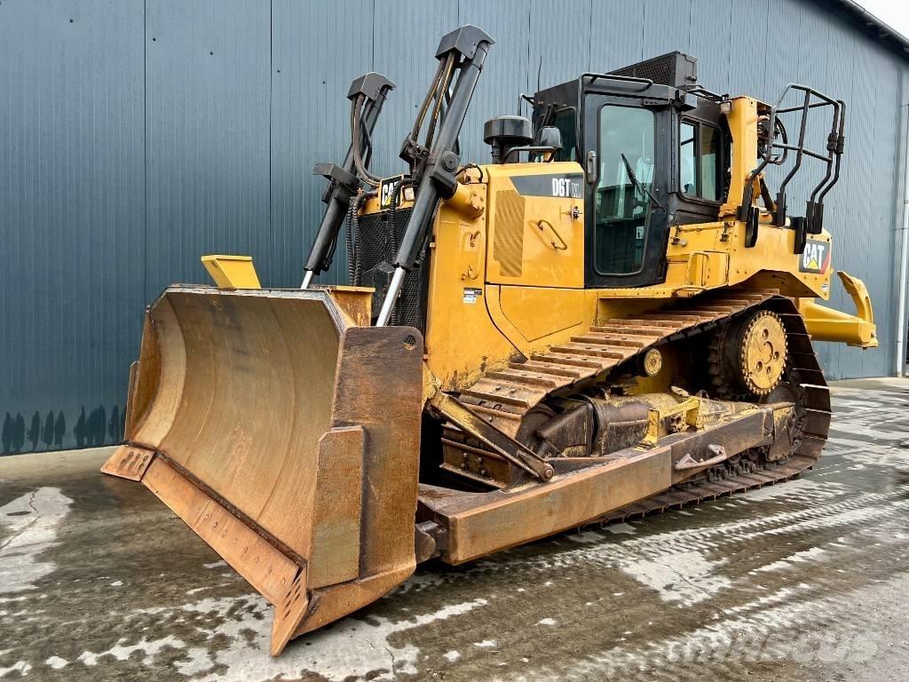 CAT D6T XL Dozere Beltegående
