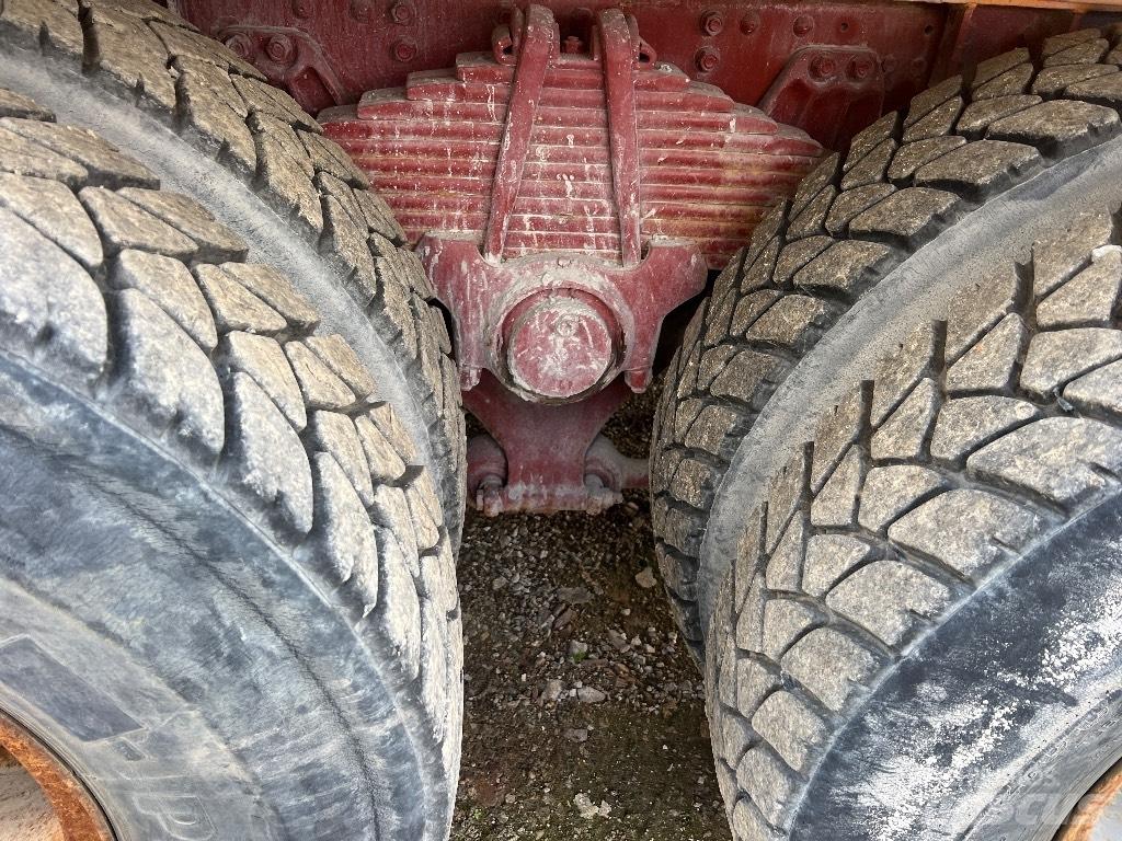 Iveco 330-36 H Tippbil