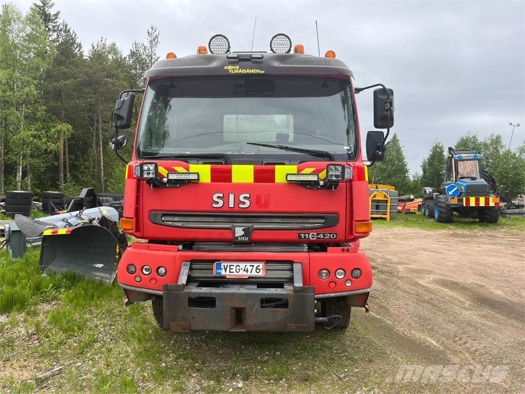 Sisu E11 420 Kommunalt / generelt kjøretøy
