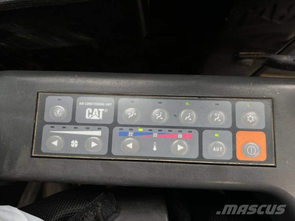 CAT 321D LCR Beltegraver