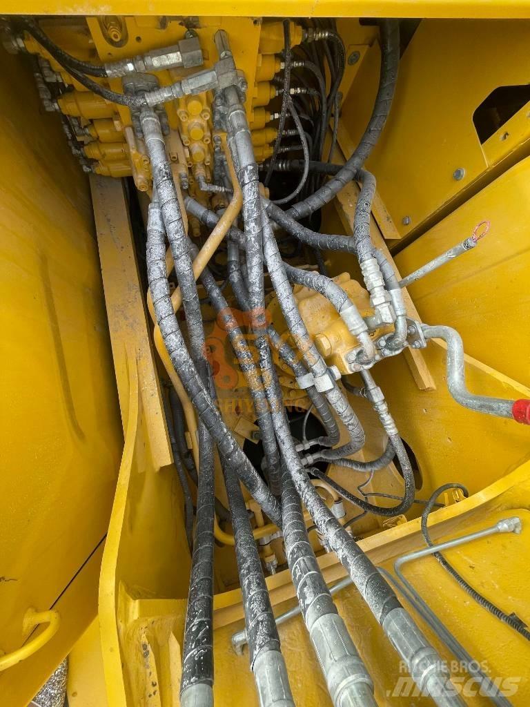 Komatsu PC 200-8 Beltegraver