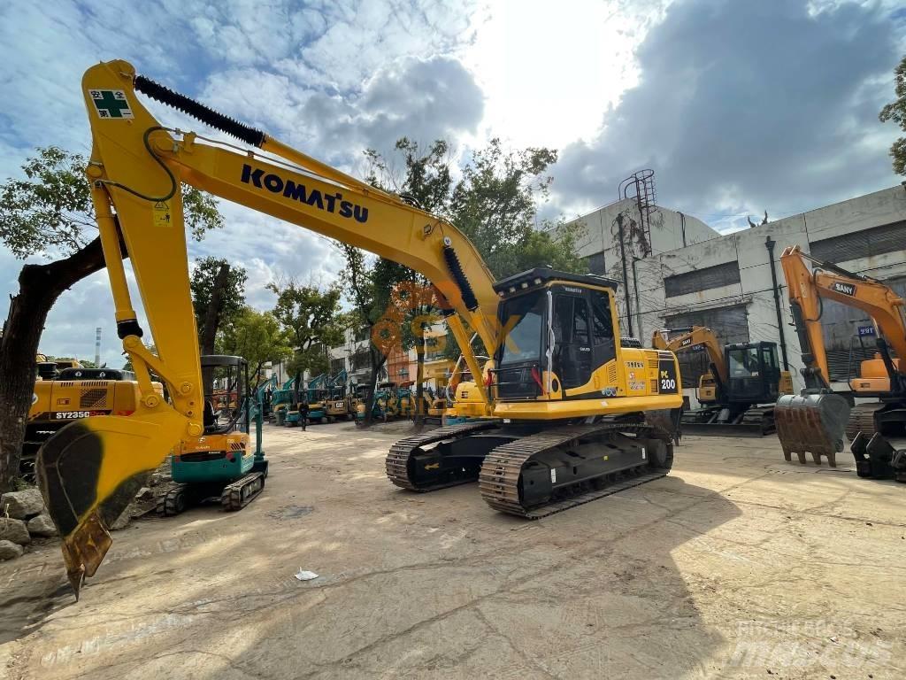 Komatsu PC 200-8 Beltegraver