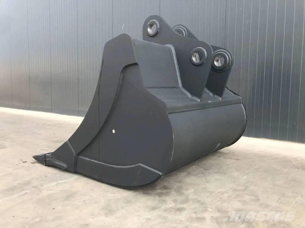 Komatsu PC240 Skuffer