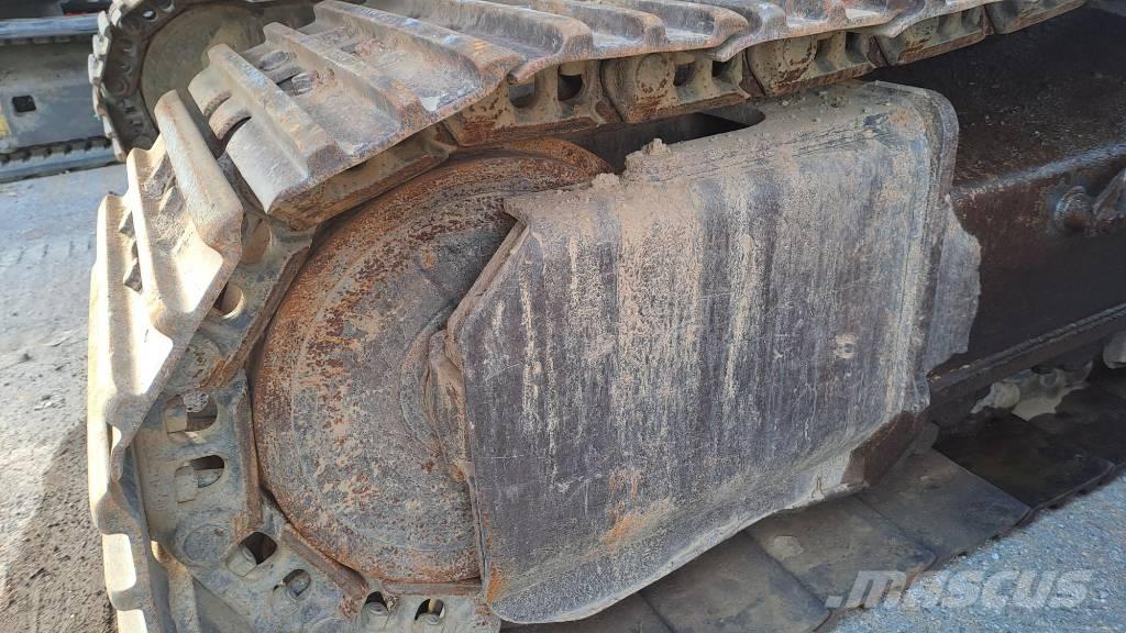 CASE CX 300 E Beltegraver