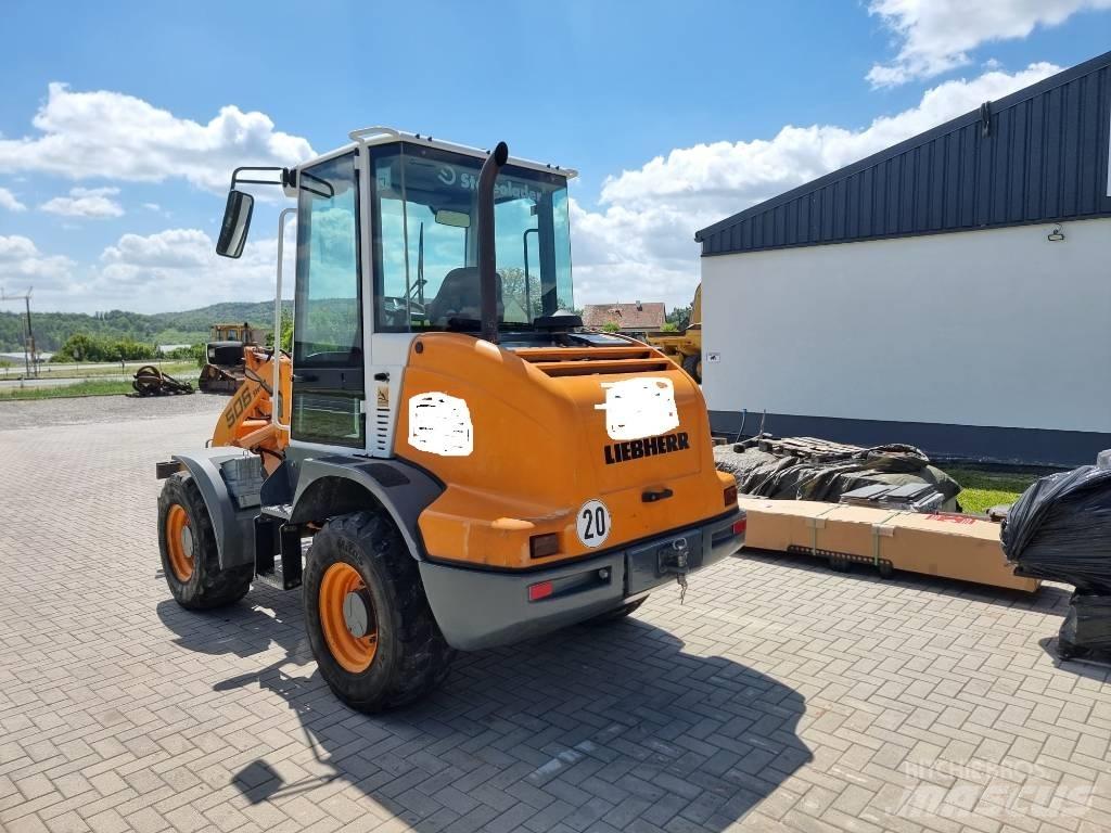 Liebherr L 506 Hjullastere