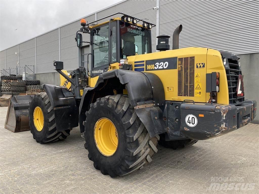 Komatsu WA320-7 Hjullastere