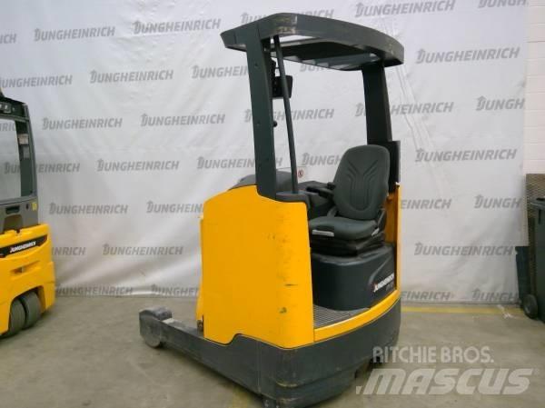 Jungheinrich ETV 214 Skyvemasttruck