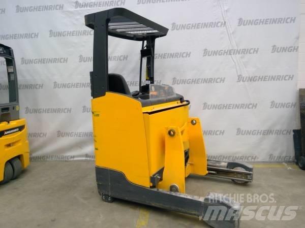 Jungheinrich ETV 214 Skyvemasttruck